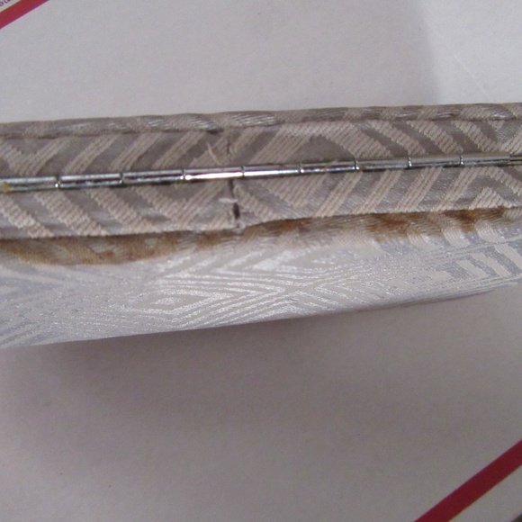 Defective Thirty One Hard Case Wallet - Picture 5 of 7